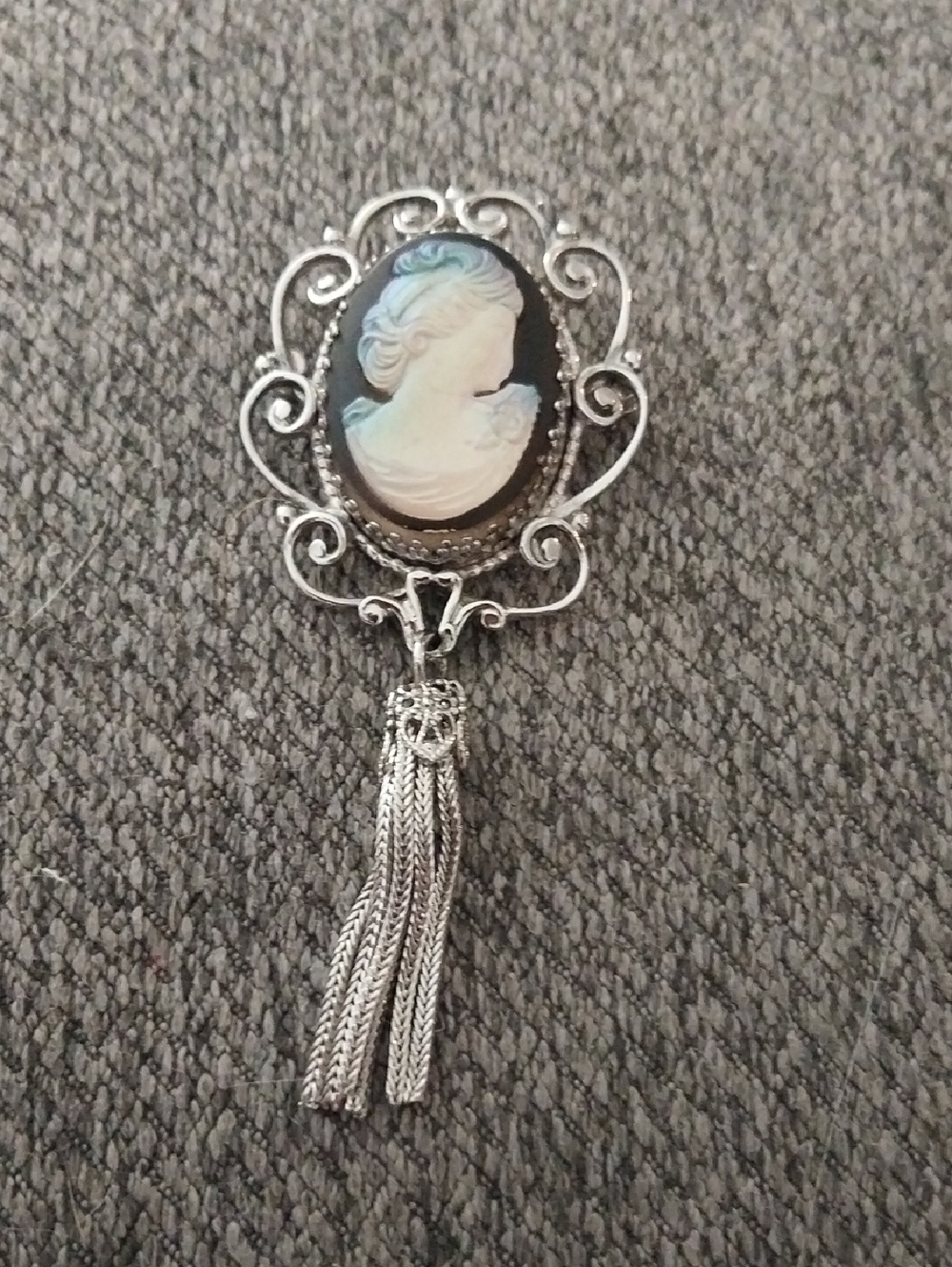 Vtg Whiting Davis Style Iridescent Glass Cameo Tassel Brooch Pendant Silver